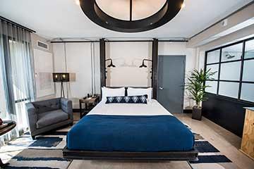 FOUND:RE Deluxe King Balcony