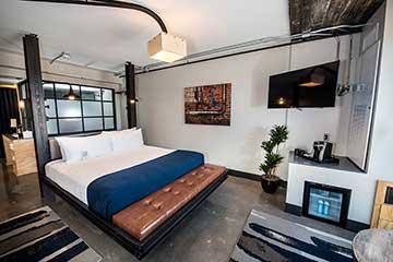 FOUND:RE Standard King Rooms