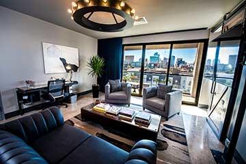 FOUND:RE Balcony King Suite