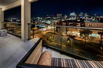 FOUND:RE Balcony King Suite